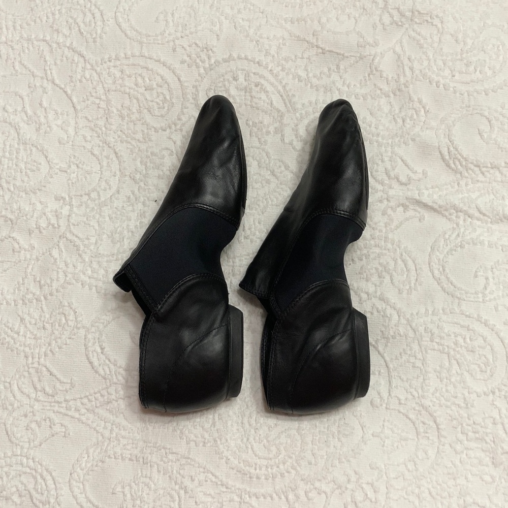 Capezio Size 12M Womens Black Split-Sole Slip-On Dance Shoes - Picture 6 of 9